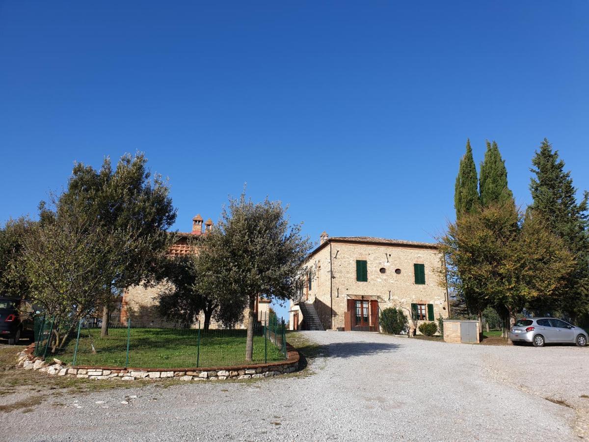 Podere Il Poggio Asciano Buitenkant foto