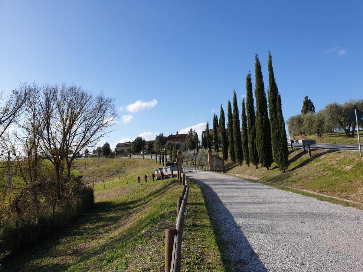 Podere Il Poggio Asciano Buitenkant foto